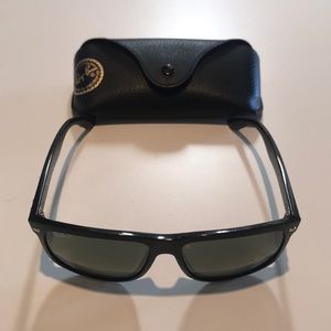 Ray Ban RB 4147 Polarized